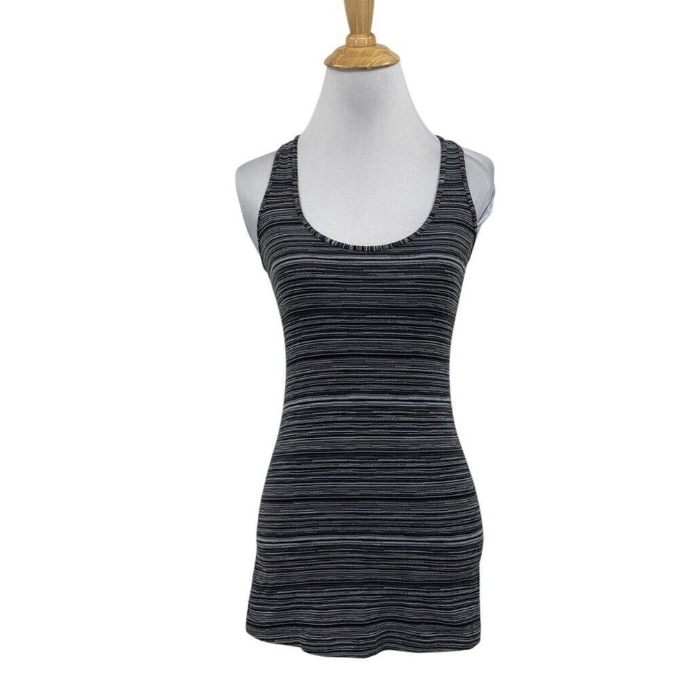 Lululemon Tank Top Womens 6 Multi Striped Cool Racerback Scoop Neck Fitted
